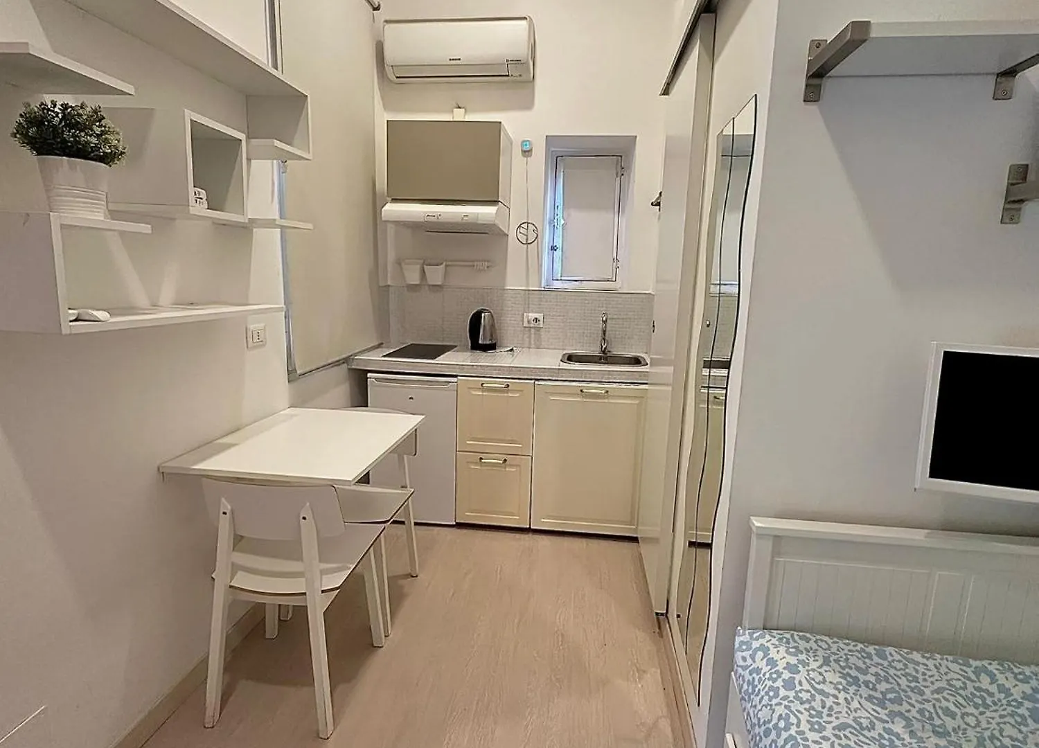 Milan Saint Joseph Apartment